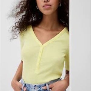 Size Large NWT Gap 
Essential Rib Henley T-Shirt
Citron Yellow